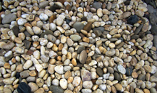 河卵石破碎（suì）
